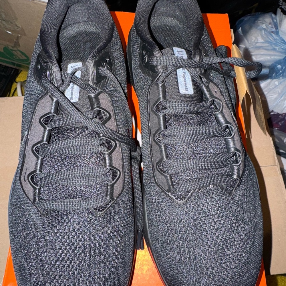 Nike Men's Black and Gray Athletic Shoes Air Zoom 41 - Picture 2 of 5